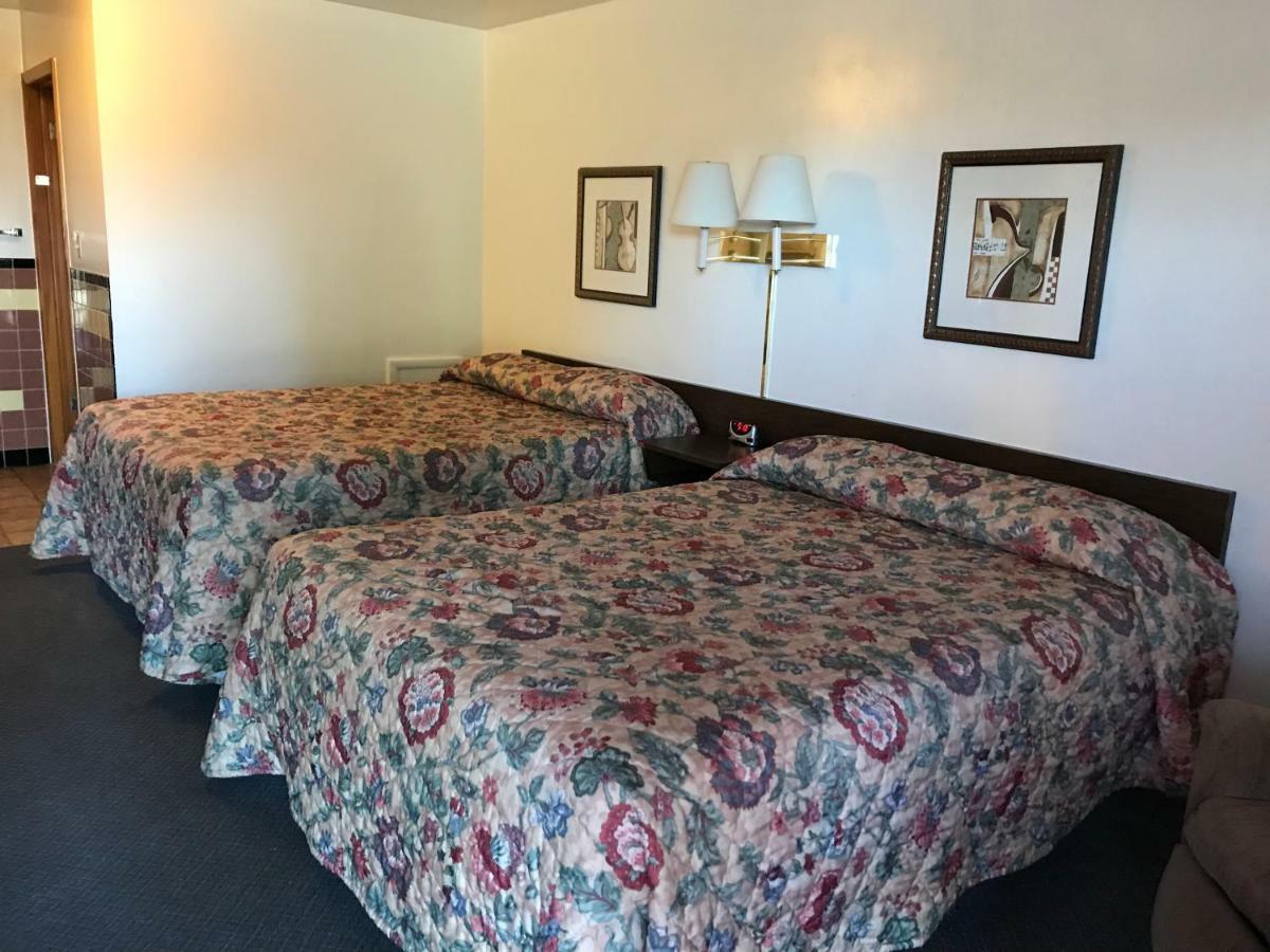 Grand Motel